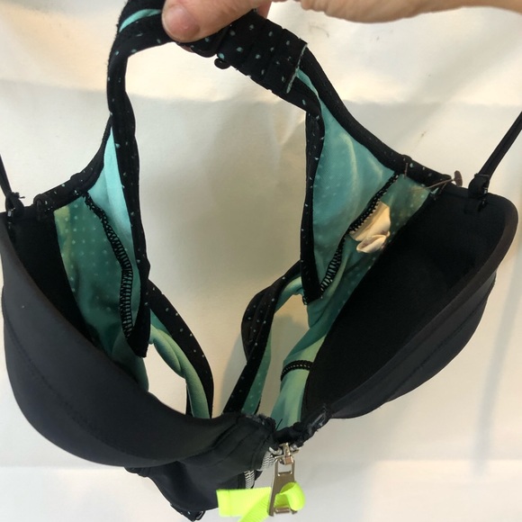 Op halter top swim suit with zipper - Picture 3 of 6